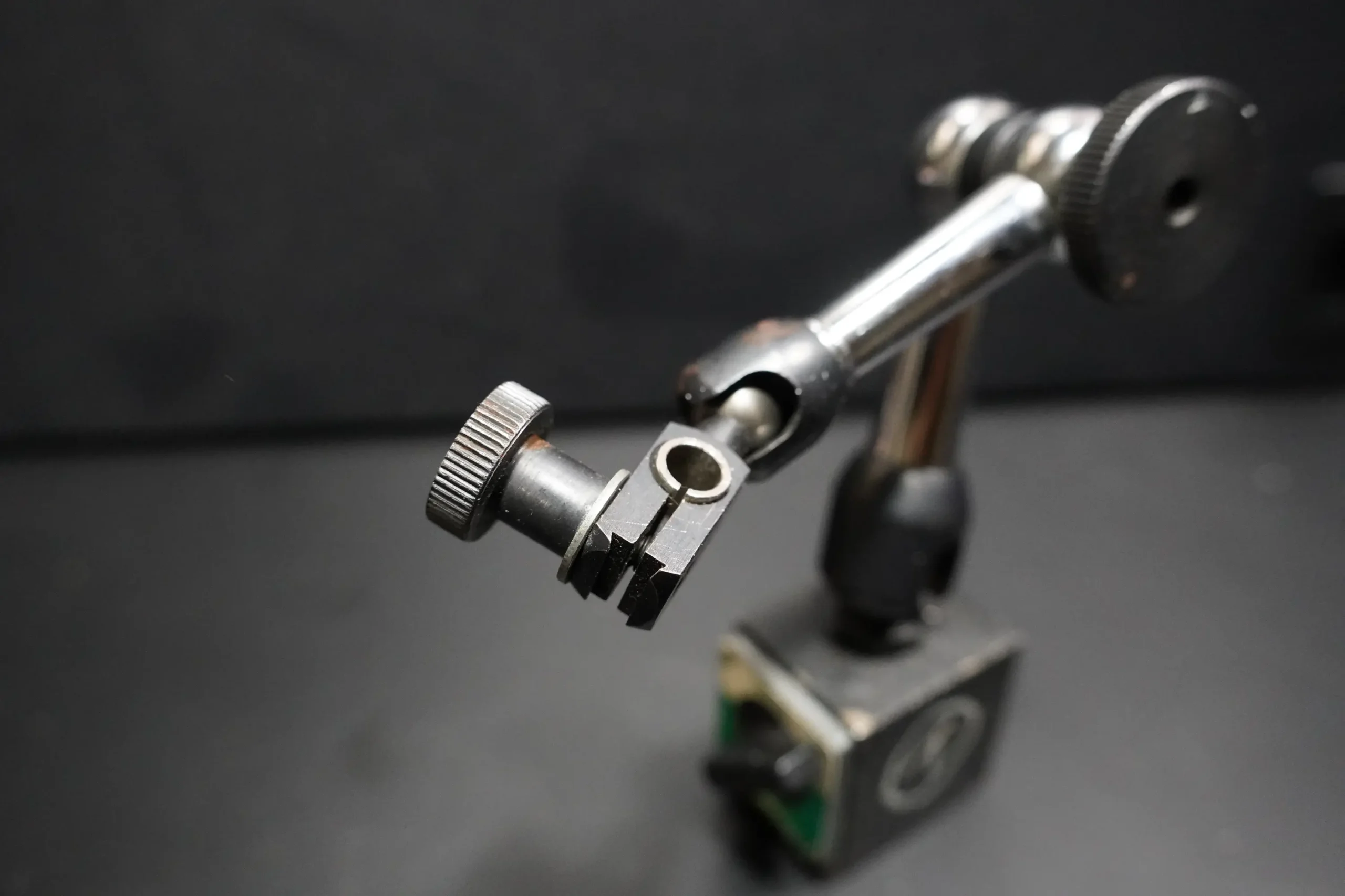 TRUSCO TML‑25 Magnetic Base Small‑Lock Type - Image 4