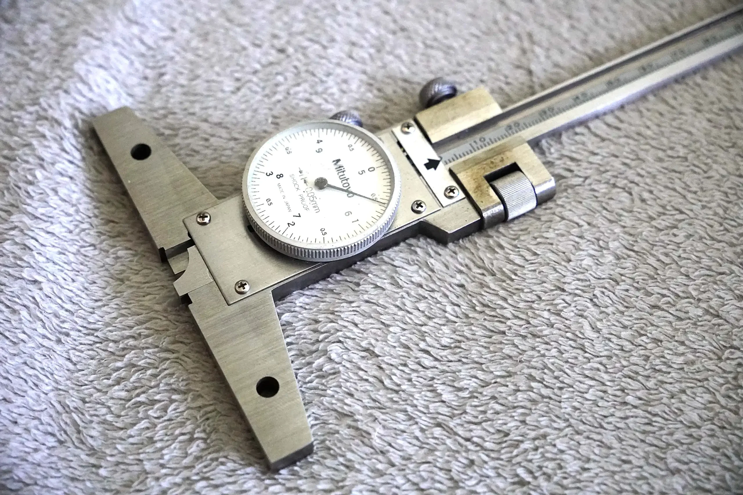 MITUTOYO Dial Depth Gauge 150mm, 0.05mm Resolution - Image 2
