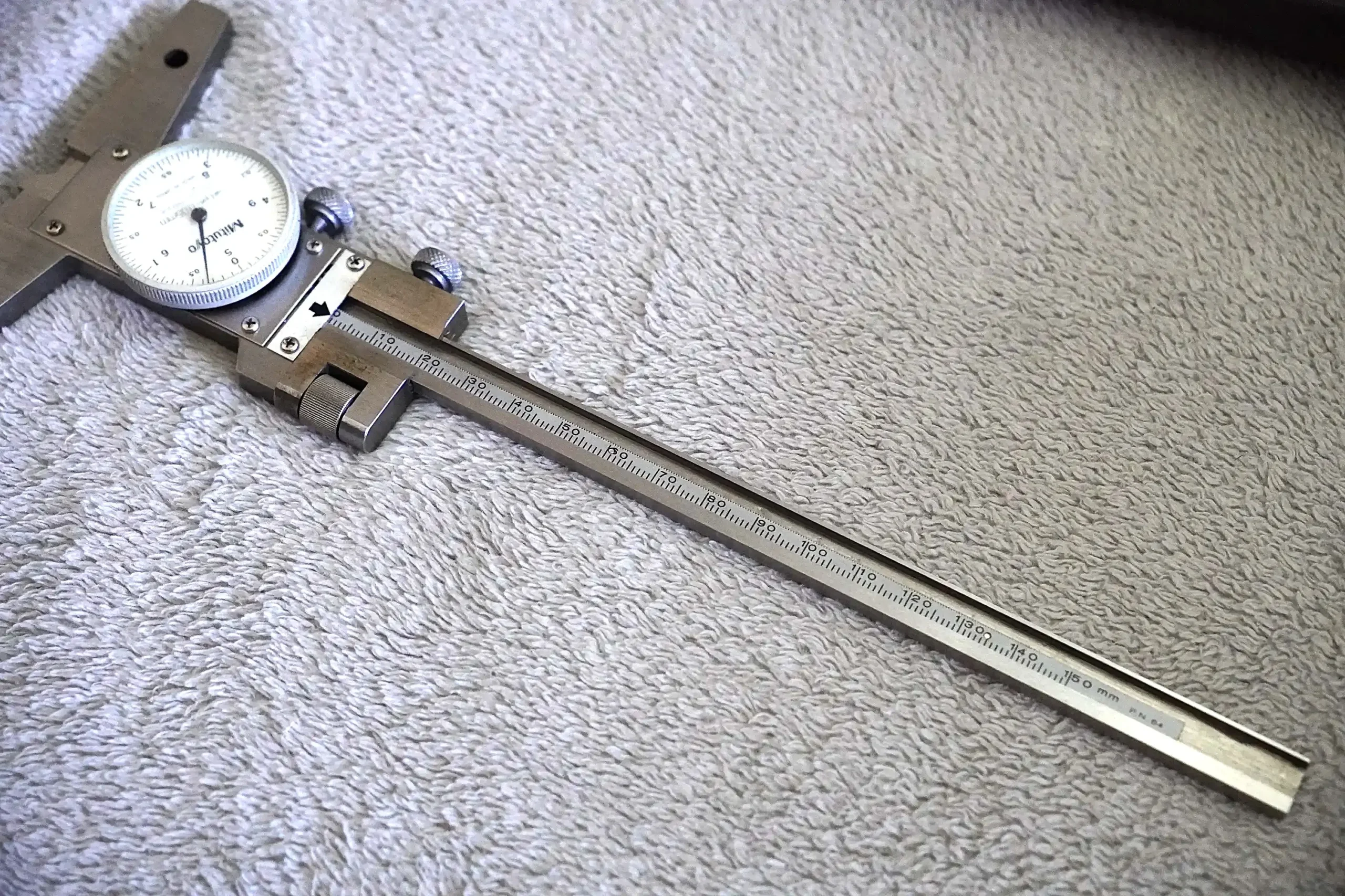 MITUTOYO Dial Depth Gauge 150mm, 0.05mm Resolution - Image 3
