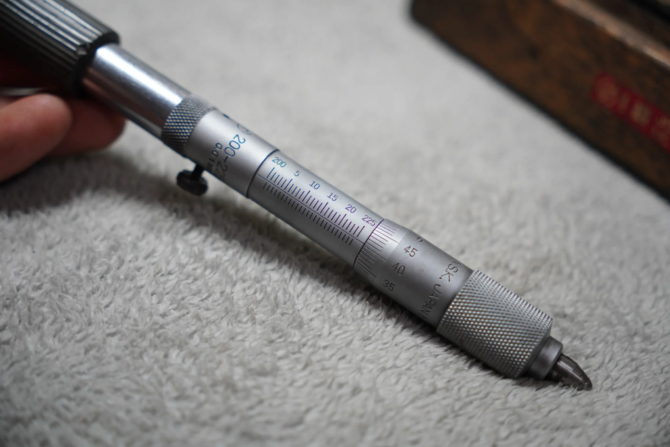 NSK Inside Micrometer 200 – 225 mm, 0.01mm Resolution - Image 2