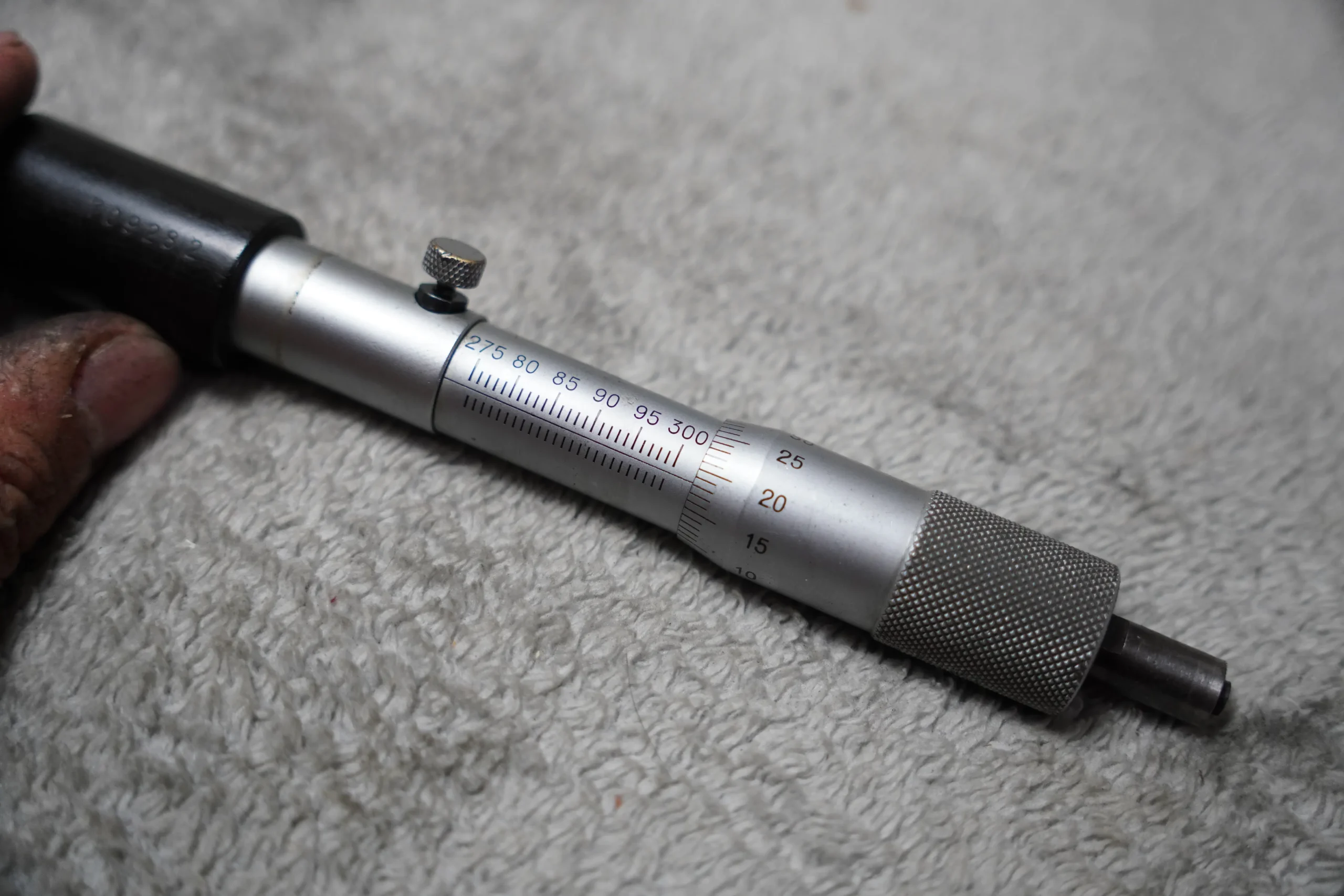 Inside Micrometer – 275–300 mm, 0.01 mm Resolution (Unbranded) - Image 5