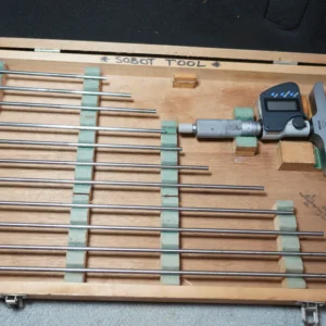 MITUTOYO Digital Depth Micrometer 0–300mm (0-12") Range
