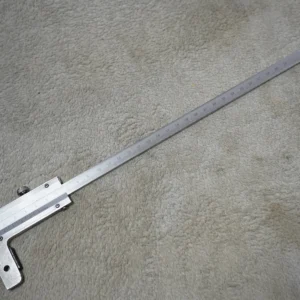 MITUTOYO Depth Gauge – 300 mm Range, 0.05mm Resolution
